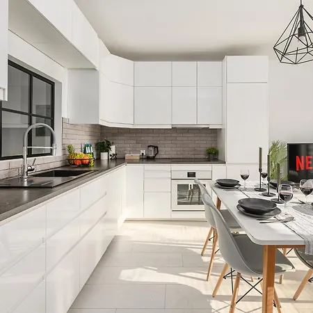 아파트 Lumina I Premium 3br With Private Garden I Parking