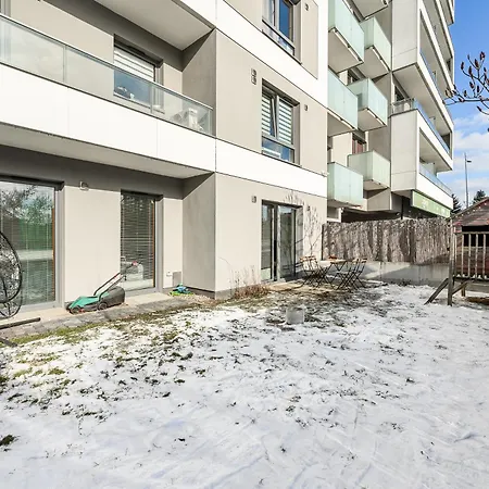 Lumina Premium Family With Private Garden Apartament *