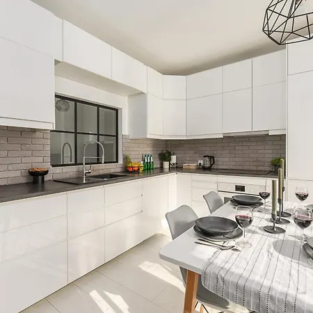 Apartamento Lumina I Premium 3Br Apartment With Private Garden I Parking